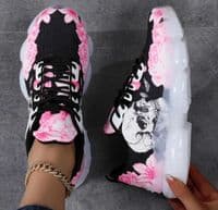 Women's Low-Top Sneakers - Lace-Ups