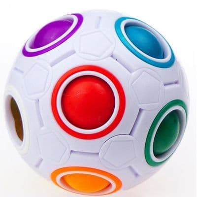 Coloured puzzle bal