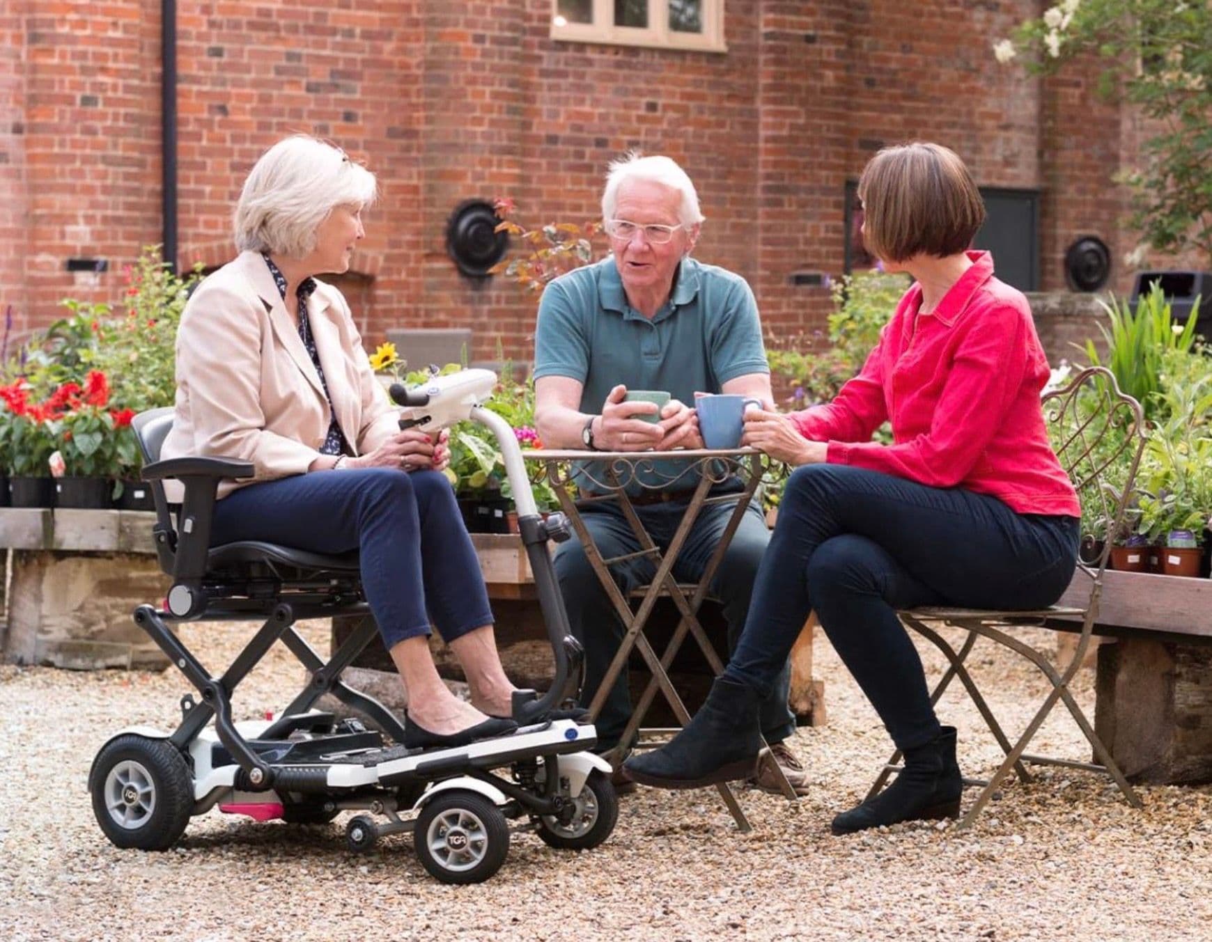 Choosing a truly portable boot scooter for day trips: simple, friendly advice