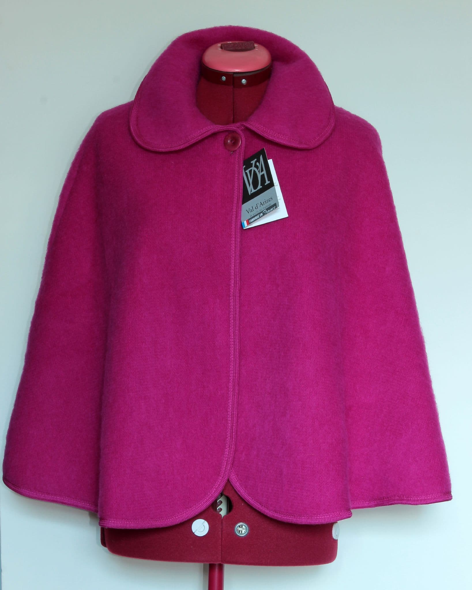 100 Pyrenean Wool Bed Cape Style Deep Raspberry Size 12-18