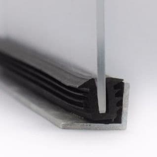 04. INDIA RUBBER U WITH FLANGE <br> IRS 1180 N <br> PRICE PER METRE