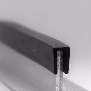 05. INDIA RUBBER U SQUARE <br> IRS 0496 EP <br> PRICE PER METRE