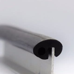 05. INDIA RUBBER U WITH FLANGE <br> IRS 1699 EPJ <br> PRICE PER METRE