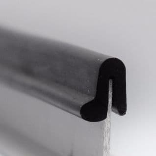 09. INDIA RUBBER U WITH FLANGE <br> IRS 0319 N <br> PRICE PER METRE