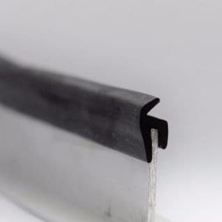 13. INDIA RUBBER U WITH FLANGE  IRS 1244 N  PRICE PER METRE