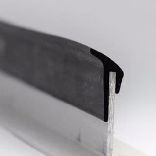 14. INDIA RUBBER U WITH FLANGE <br> IRS 4961 <br> PRICE PER 4 METRE LENGTH