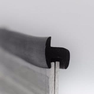 16. INDIA RUBBER U WITH FLANGE <br> IRS 1158 N <br> PRICE PER METRE