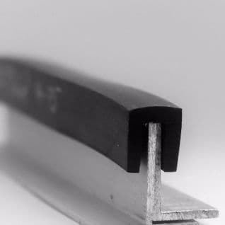 18. INDIA RUBBER U SQUARE <br> IRS 0270 EP 4.75MM <br> PRICE PER METRE