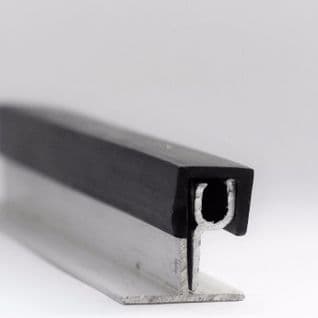 20. INDIA RUBBER U SQUARE <br> IRS 0270 EP 8MM <br> PRICE PER METRE