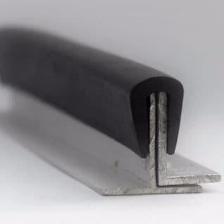 22. INDIA RUBBER U SQUARE <br> IRS 0315 N 4.75MM <br> PRICE PER METRE