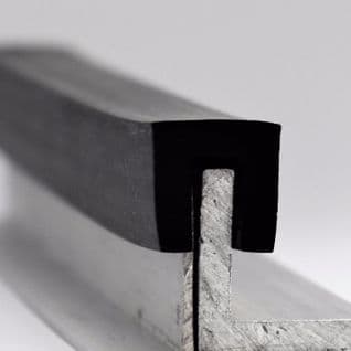 28. INDIA RUBBER U SQUARE <br> IRS 0427 EP <br> PRICE PER METRE