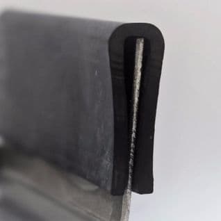 59. INDIA RUBBER U SQUARE <br> IRS 0883 EP <br> PRICE PER METRE