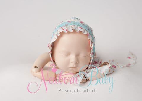 White Newborn Photography Backdrop & Matching Wrap