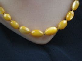 1920's Yellow Mother-of-Pearl Beads with 9ct Gold Push Clasp Fastener(SOLD)