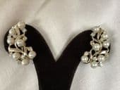 1950s Climbing Leaves with Austrian Crystal and Faux Pearl Clip On Earrings