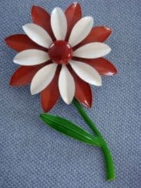 1960s Flower Brooch - Brown and White Daisy - Cold Enamel (SOLD)
