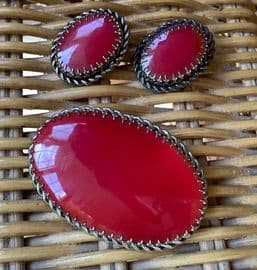 1970s Costume Jewellery Set of Silver-tone and Scarlet Red Glass  Brooch and Earclips