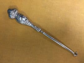 Art Nouveau Silver Handled Buttonhook - James William Deakin Birmingham Assay Office - Floral