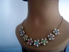 Fab Fifties Floral Necklace! SOLD