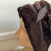 Leaf Shape Hat Pin - Art Deco French Celluloid - for A Cloche Hat - Flapper Hat Flash