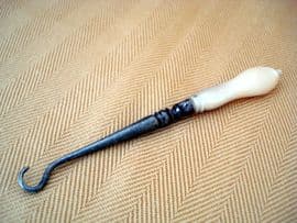 Mother-of-Pearl Handled Buttonhook - Late Victorian - Edwardian