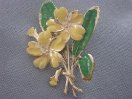Primrose Brooch - Signed Exquisite Brooch - 1960s Flower Brooch (SOLD)