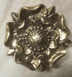 Vintage Miracle Brooch - Pale Gold Colour Tudor Rose Brooch by Miracle (SOLD)