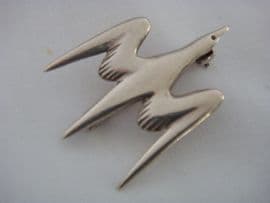 Vintage Ola Gorie Brooch - Sterling Silver Seagull Pin - 1970s Gull Brooch (SOLD)