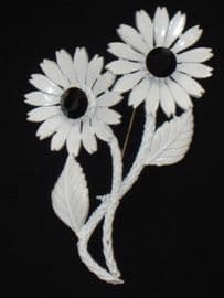 White Double Daisy Brooch  1960's/1970's Era (SOLD)