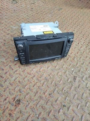 toyota avensis 09-12 sat nav