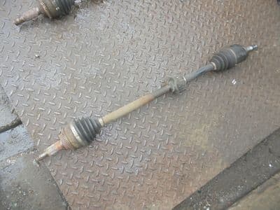 toyota avensis 1.8 - driver driveshaft (2003-2006)
