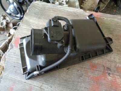 toyota avensis 2.0 d4d - airflow meter (2006-2009)