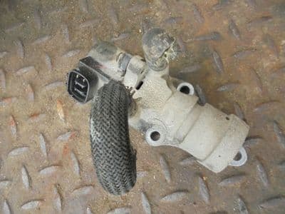 toyota avensis 2.0 d4d - egr valve 25620 27090