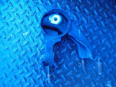 toyota avensis 2.0 D4D - rear mount (2006-2009)