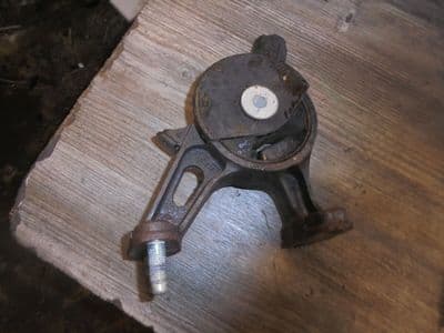 toyota avensis 2.0 d4d T270  - mount (2009-2012)