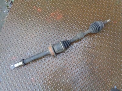 toyota avensis 2.2 d4d - drivers driveshaft (2006-2009)