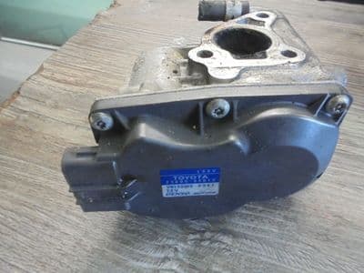 toyota avensis 2.2 D4D T4 - egr valve 25800-0r010 (2009-2012)