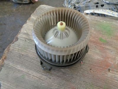 toyota avensis - blower motor (2015-2019)