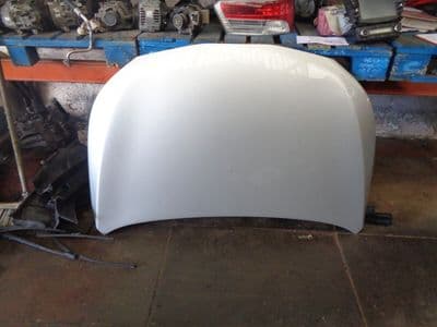 Toyota Avensis - bonnet 2015-2018 1F7 silver