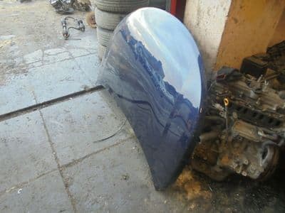 toyota avensis - bonnet (T270) 2009 onwards