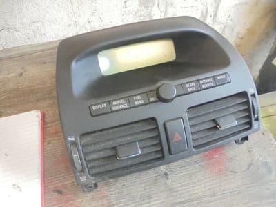 toyota avensis - dash console clock (2003-2006)