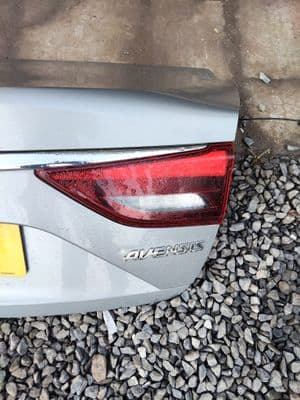 Toyota Avensis saloon - drivers tail light inner 2015-2018