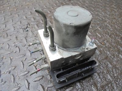 toyota avensis T27 2.0 D4D - abs pump 0265950749
