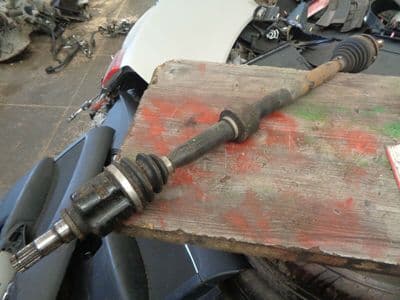 toyota avensis T270 1.8 - driver front driveshaft 2009-2012