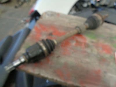 toyota avensis T270 1.8 - passenger front driveshaft 2009-2012