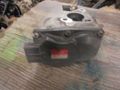 toyota avensis T270 2.0 d4d - egr valve 25800 26010