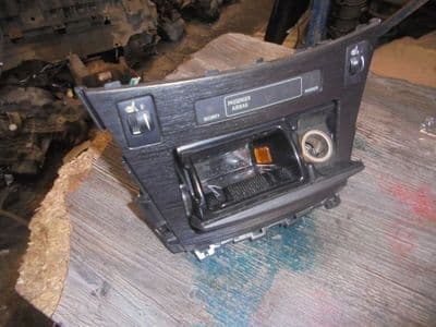 toyota avensis T270 - ashtray