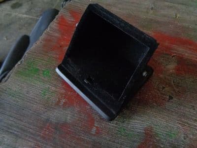 toyota avensis T270 - coin box 2009-2012