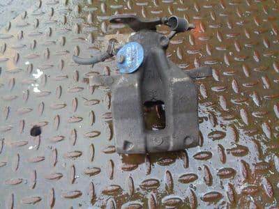 toyota avensis T270 - driver rear caliper