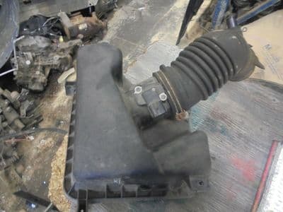 toyota avensis T270 estate 2.0 d4d - air flow meter